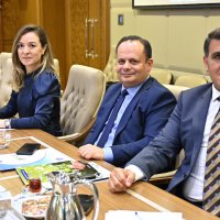 Fikirler yarışıyor, Bursa kazanıyor 