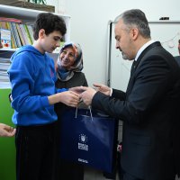 Başkan Aktaş’tan özel öğrencilere ziyaret 