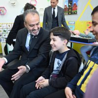 Başkan Aktaş’tan özel öğrencilere ziyaret 