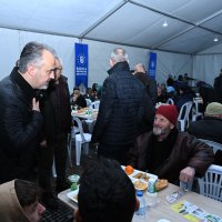 Başkan Aktaş, iftarı Emirsultan’da yaptı 