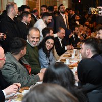 Bakan Varank, Togg’la geldi, simit çayla sahur yaptı 