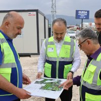 Küçük depremzedelerin bayramlık sevinci 