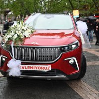 Türkiye’nin otomobili ilk kez gelin arabası oldu 