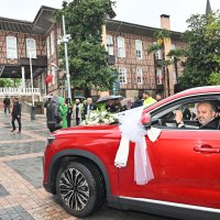 Türkiye’nin otomobili ilk kez gelin arabası oldu 