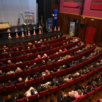 Sahne şantiyeye döndü 