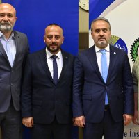 Büyükşehir işçisi bayram yaptı 