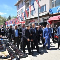 Orhaneli’ne hizmet yağmuru 