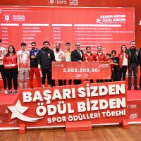 Sporun yıldızlarına ödül yağdı 