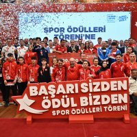 Sporun yıldızlarına ödül yağdı 