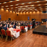 Büyükşehir'in yeni memurları yemin etti 