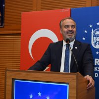 Büyükşehir'in yeni memurları yemin etti 