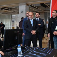 Bakan Varank ödülleri ikiye katladı 