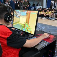 Bakan Varank ödülleri ikiye katladı 