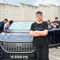 Okulda elektrikli otomobil üreten liseliler, Togg’la buluştu 