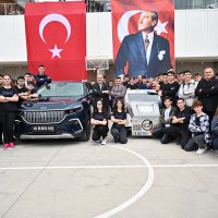 Okulda elektrikli otomobil üreten liseliler, Togg’la buluştu 