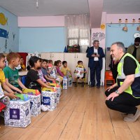 Depremzede çocuklara Bursa morali 