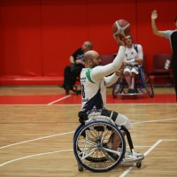 Büyükşehir sporda zirveye oynuyor 