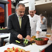 Bu festivalde bıçaklar konuştu 