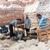 Tarihi İznik surlarında ‘mezarlık’ gizemi 