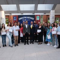 Orkestrada mezuniyet sevinci 