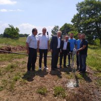 Su geldi mahalleli çifte bayram yaptı 