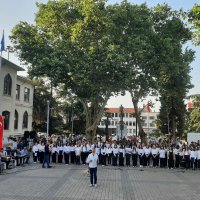 Sahne, ‘adam olacak’ çocukların 