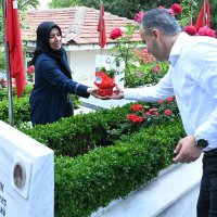 Şehitlikte bayram hüznü 