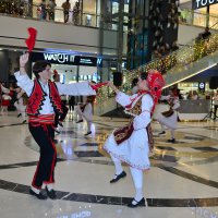 Dünya kültürleri Bursa sokaklarında 