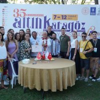 Dansçılar sahnede değil mutfakta ter döktü 