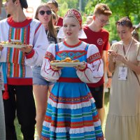 Dansçılar sahnede değil mutfakta ter döktü 