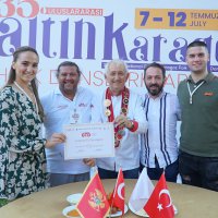 Dansçılar sahnede değil mutfakta ter döktü 