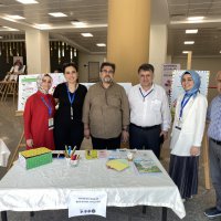 Depremzede çocuklara moral 