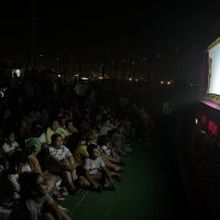 Depremzede çocuklar masallarla güldü 