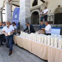 Aşure kazanları birlik için kaynadı 