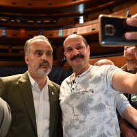 Büyükşehir personelinde yüzler gülüyor 