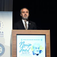 Üstat Necip Fazıl, şiirleriyle anıldı 