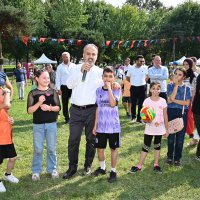 Eskimeyen oyunlar, Büyükşehir’le sokakta 