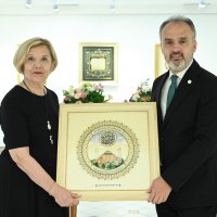 Saraydan sanata uzanan sergi 