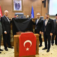 101 yıllık keder ve sevinç meclise taşındı 