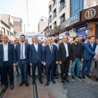 Bursa’nın lezzet şöleni kortejle başladı 