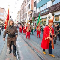 Bursa’nın lezzet şöleni kortejle başladı 