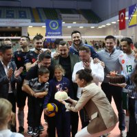 Bursa'nın Efeleri finalde 