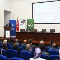 “Tarım ihracatında milyar dolarları konuşmalıyız