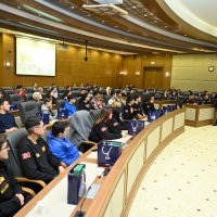 Başkan Aktaş stajyerlerle buluştu 