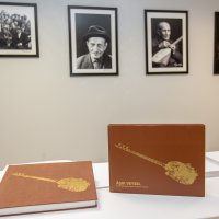 Göremedikleri fotoğrafları, dokunarak anladılar 