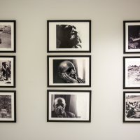 Göremedikleri fotoğrafları, dokunarak anladılar 