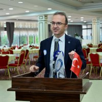 Mavi balonlar Filistinli çocuklar için gökyüzüne bırakıldı 