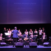 Öğretmenler, hünerlerini sahnede sergiledi 