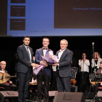 Öğretmenler, hünerlerini sahnede sergiledi 