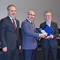 Güçlü kadın güçlü toplum demek 